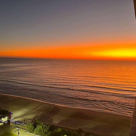 The Esplanade Sea View Apartment Gold Coast Exterior photo