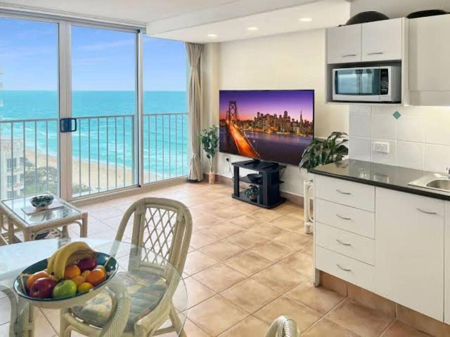 The Esplanade Sea View Apartment Gold Coast Exterior photo